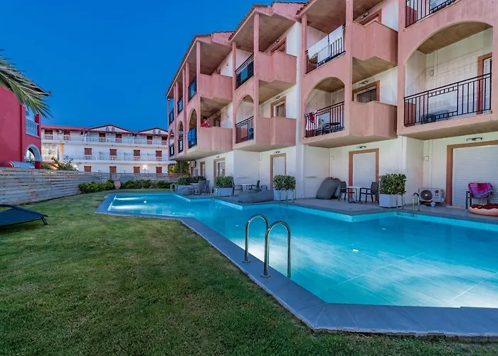 Laganas Hotels With Jacuzzi in Room